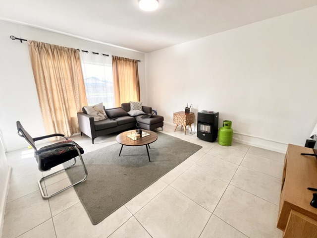 To Let 2 Bedroom Property for Rent in Richmond Estate Western Cape